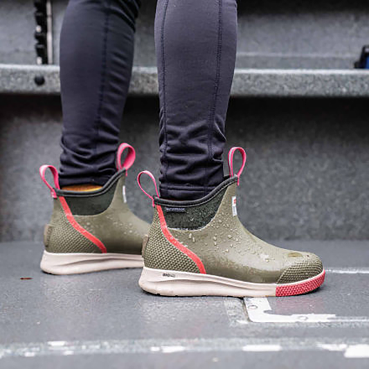 Womens 6 IN Ankle Deck Boot Sport