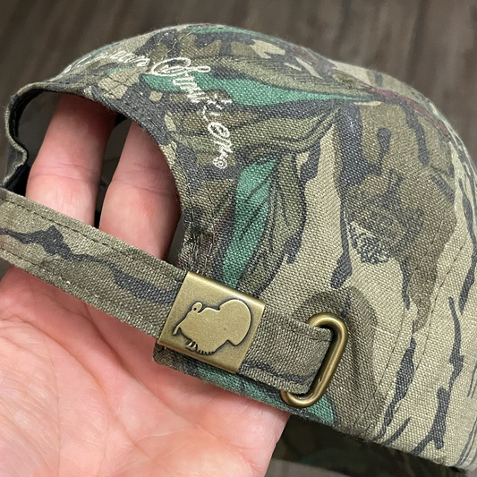 AMERICAN STRUTTER FULL BACK W/BRASS BUCKLE