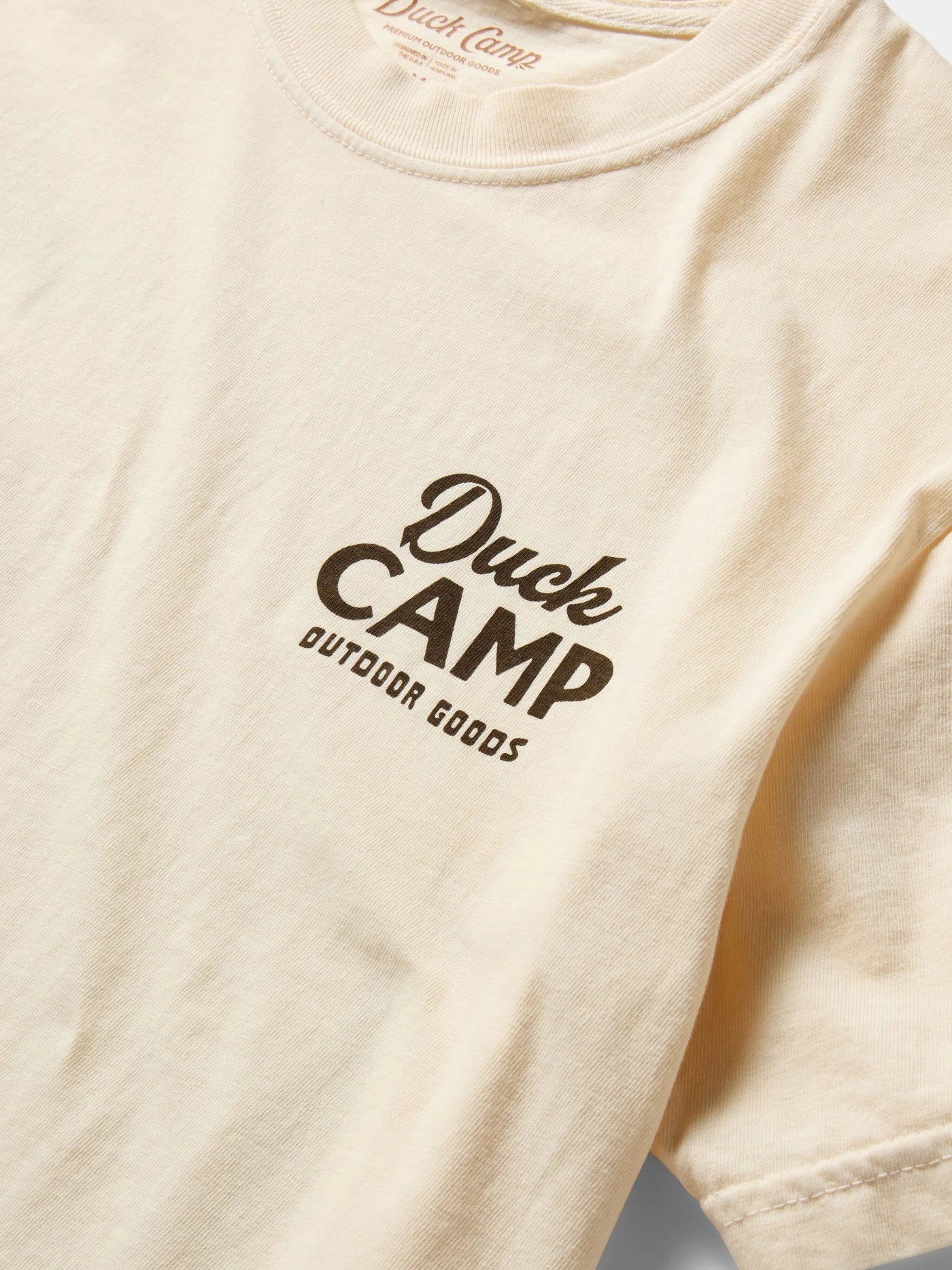 GRAPHIC TEE DC OUTGOOD