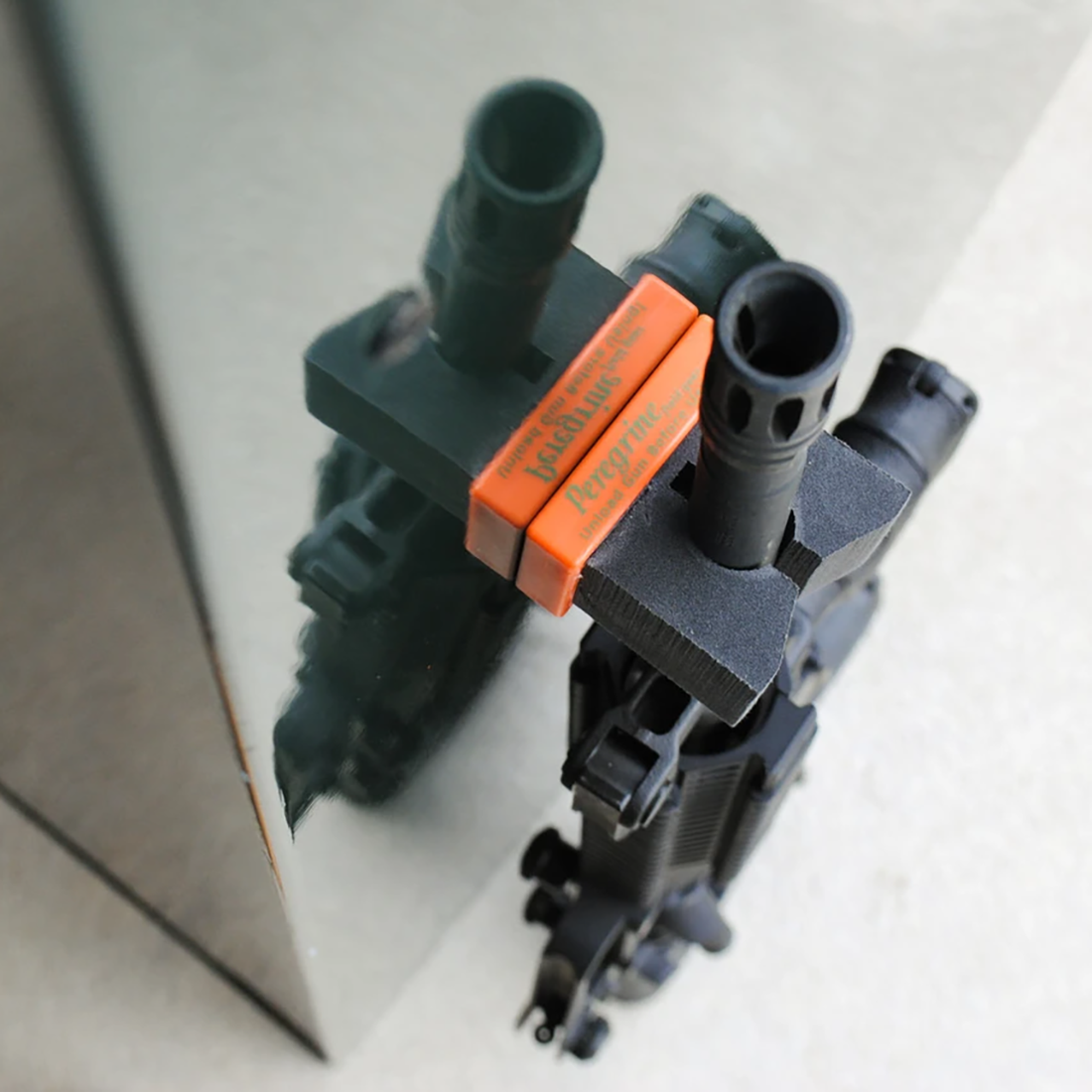 MAGNET GUN CADDY W/VELCRO