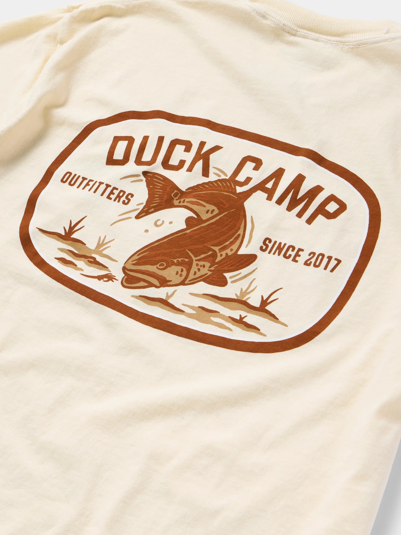 GRAPHIC TEE REDFISH OUTFITTER
