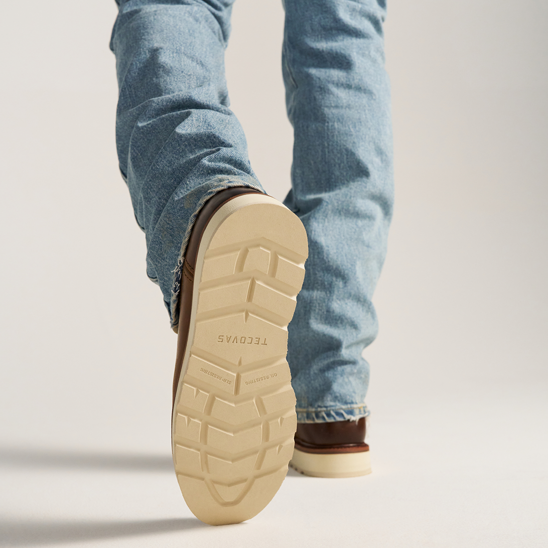 THE KNOX VIBRAM