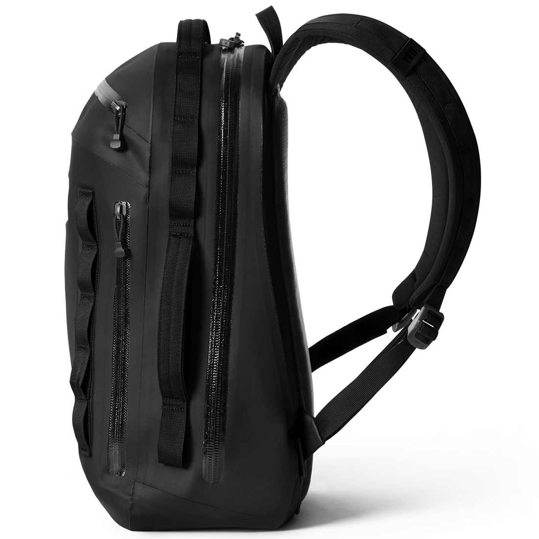 CAYO 25L BACKPACK BLACK